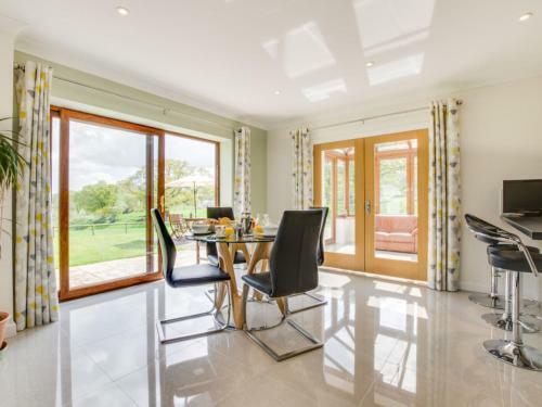 Holiday Home Bwthyn Rhos Gwaliau