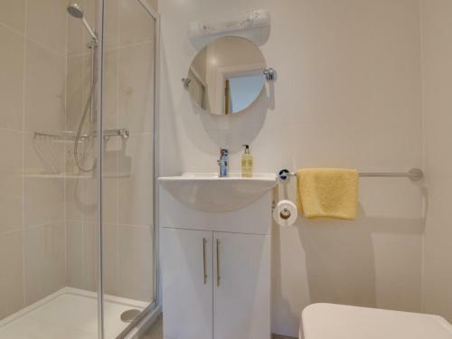 Holiday Home Bwthyn Rhos Gwaliau