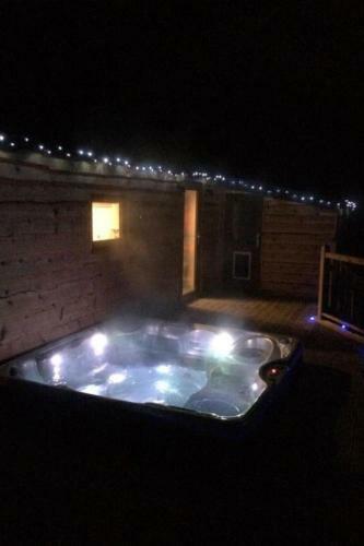 Chalet Lovers