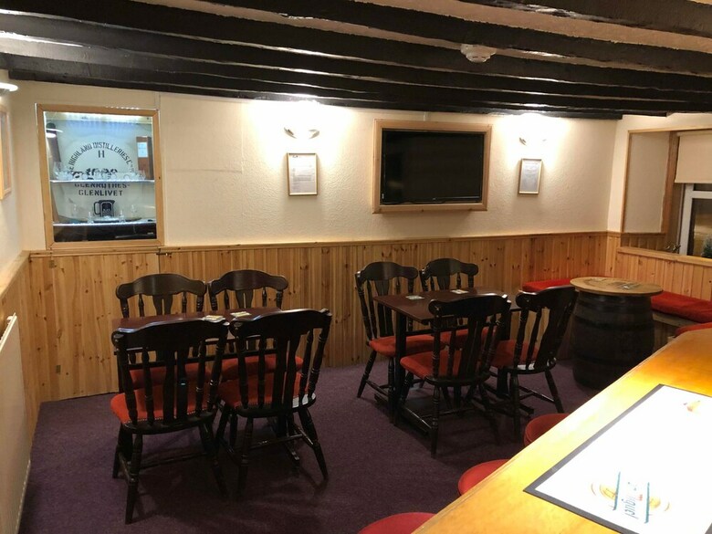 Hostal Oyo Eastbank Hotel
