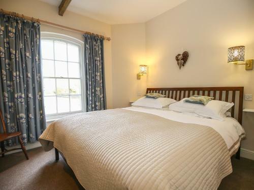 West Lodge, Salisbury