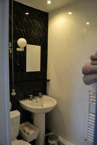 Bed & Breakfast Chyheira