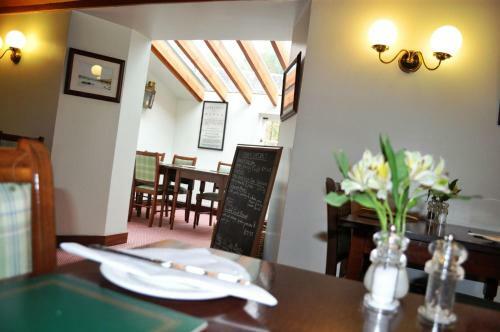 Hotel The Creggans Inn