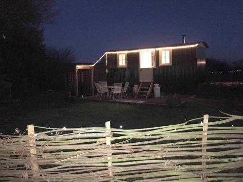 Oxton Hill Hideaway Shepherds Hut