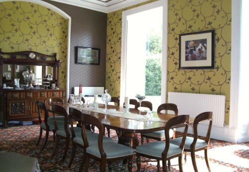 Hostal Gardenvale Manor House B&B