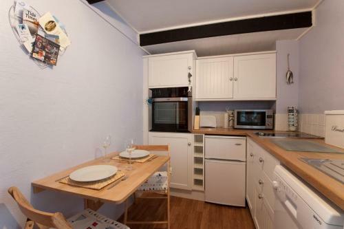 Gribbas Cottage