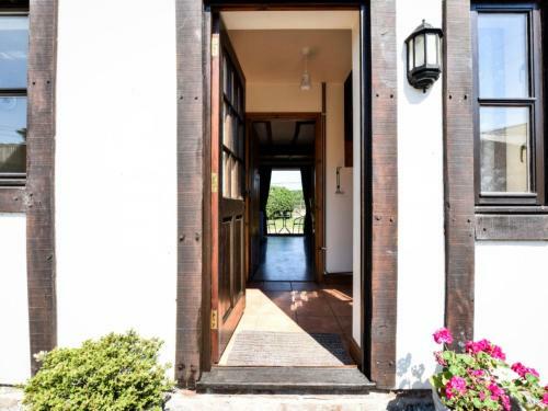 Holiday Home Bwthyn Bach