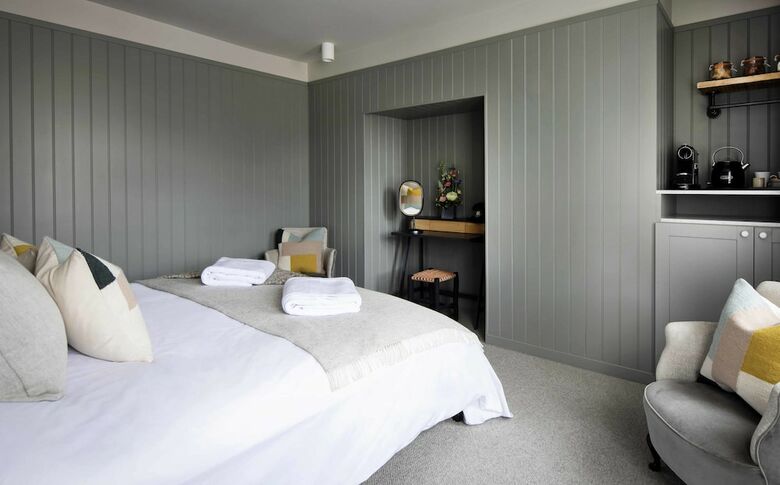 Hotel Amano