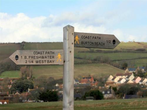 Field View Cottage, Higher Eype