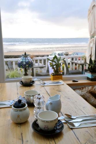 Bed & Breakfast Sea View Guest House