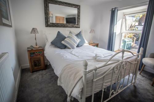 Waters Edge Holiday Apartments