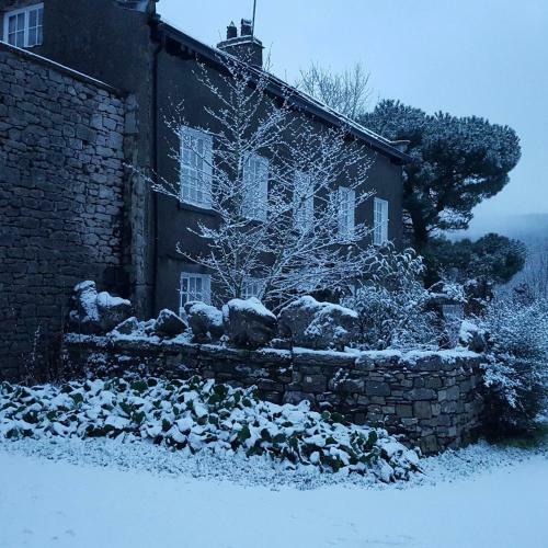 Hostal Witherslack Hall Farmhouse