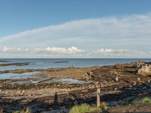 Bay View, Chathill