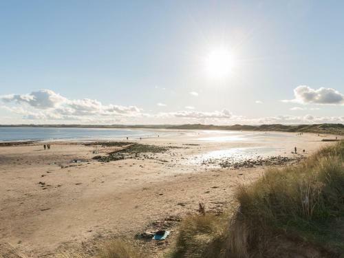 Bay View, Chathill