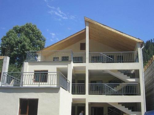 Hostal Hotel In Abastumani ?paliashvili16b?