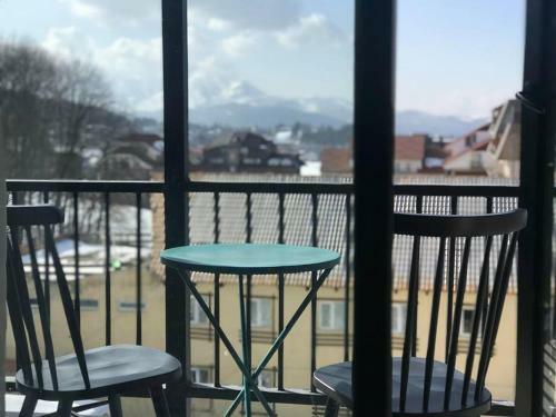 Mgzavrebi Aparthotel Under Mount Kokhta, Bakuriani