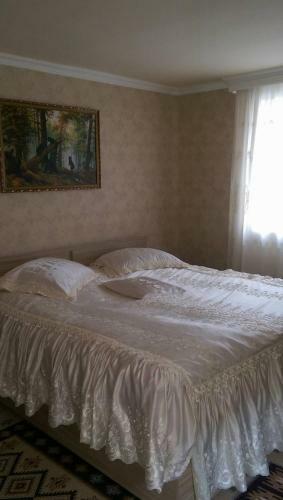Hostal House Rustaveli Street 112