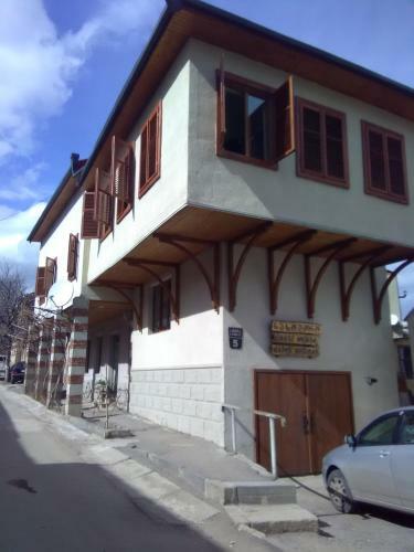 Hostal Happy Holiday