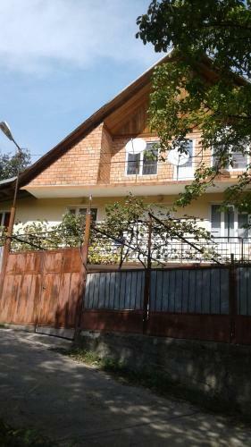 Hostal Toma's Vila