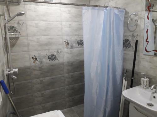 Hostal Akaki's Guesthouse