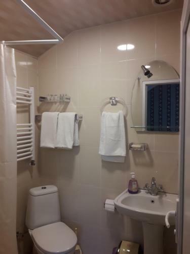 Hostal Akaki's Guesthouse