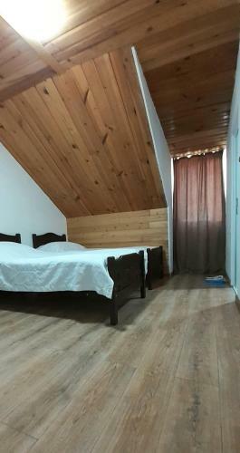 Hostal Lomis Mta