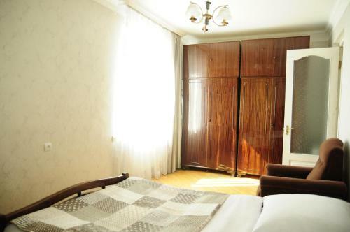 Mid Apartment