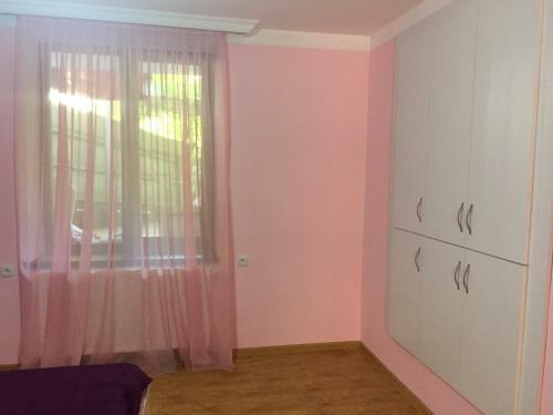 Hostal Pirosmani