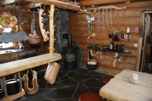 Engholm Husky Design Lodge