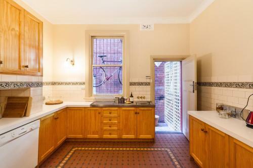 Apartamentos Madeline - Beyond A Room