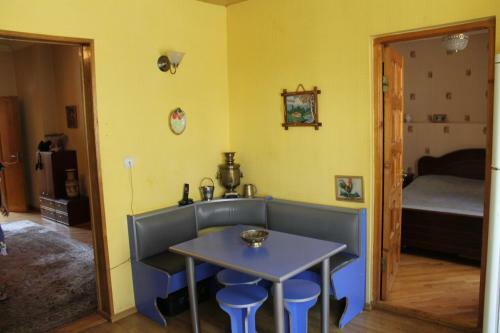 Hostal Marika's Guest House