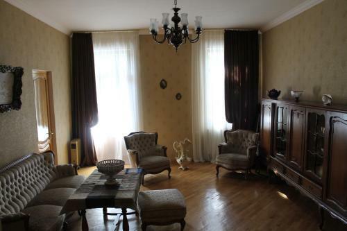 Hostal Marika's Guest House