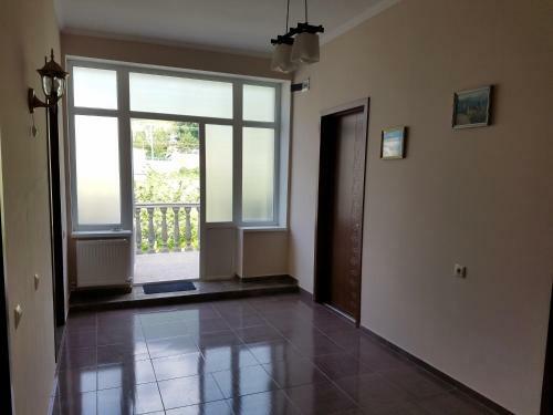 Hostal House 70