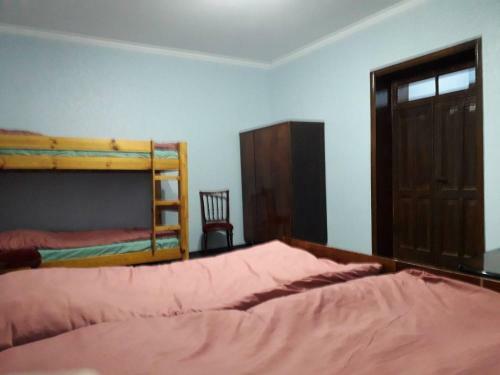 Hostal Mestialux Guesthouse