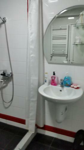 Hostal Guest House Ucha