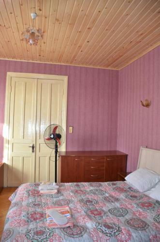 Hostal Friends House In Qd