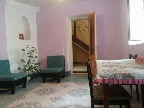 Hostal Mimino Mizandari