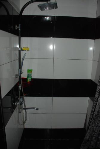 Apartment On Parnavaz Mepe 72