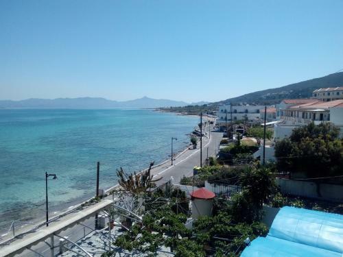 Hotel Theris