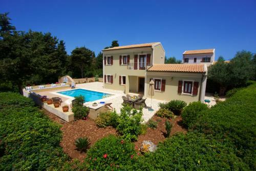 Villa Emily