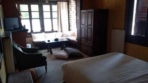 Hostal Xenonas Brizi