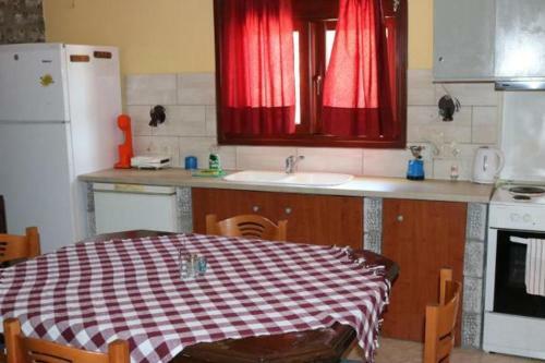 Mani Drosopigi Stonehouse Apartment