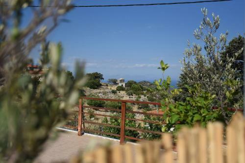 Mani Drosopigi Stonehouse Apartment
