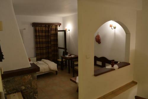 Hostal Lasinthos Eco Park
