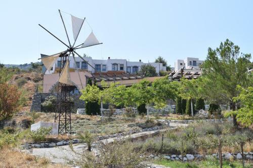 Hostal Lasinthos Eco Park