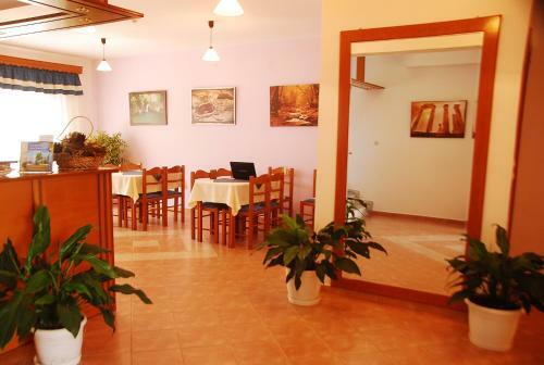 Aparthotel Saonisos