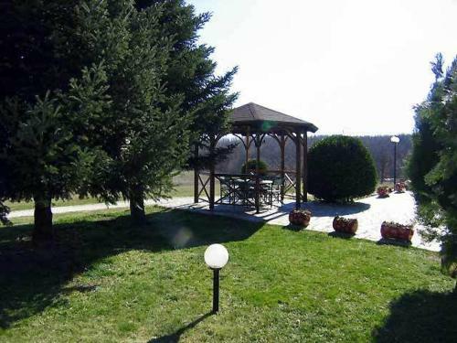 Hostal Guesthouse Paralimnia