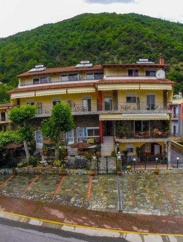 Aparthotel Drosia Hotel