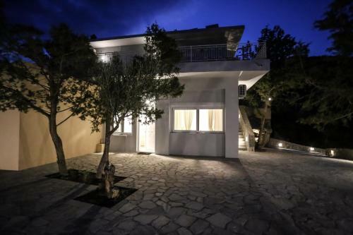 Skouros Villa