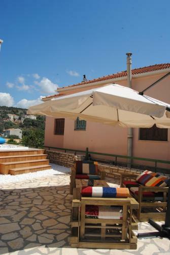 Villa Tati